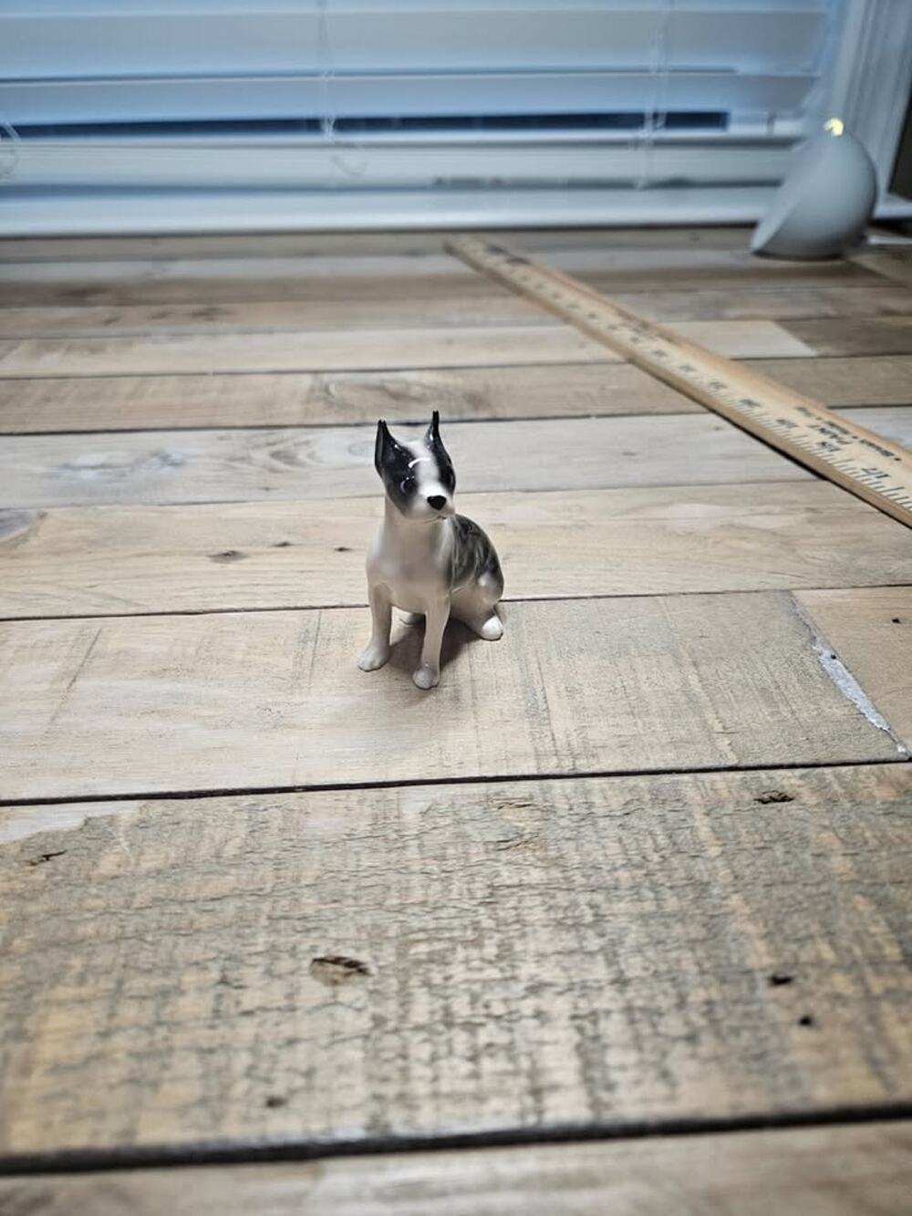 Hagen-Renaker Pedigree Line Boston Terrier